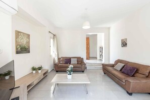 Villa | 3 bedrooms - Villa Coralia Dream 11 (Pegeia)