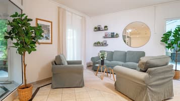 Sala de estar en el lobby