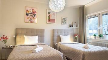 Premium-huoneisto, 1 makuuhuone, keittiö, näköala puutarhaan | 1 makuuhuone, yksilöllisesti sisustettu, yksilöllisesti kalustettu