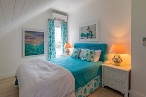 5 bedrooms, desk, iron/ironing board, WiFi