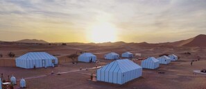 Tente, vue sur le désert | Vue sur le désert