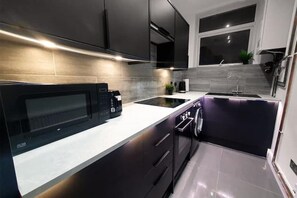 Mikrowelle, Kochgeschirr/Geschirr/Besteck