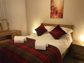 1 chambre, fer et planche à repasser, Wi-Fi, draps fournis