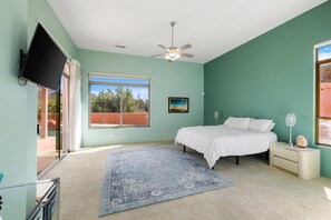 3 bedrooms, desk, iron/ironing board, WiFi