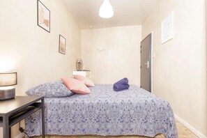 1 bedroom, WiFi, bed sheets