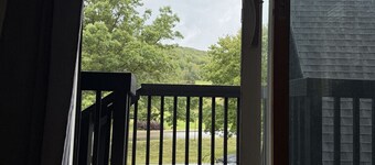 The Six Pack Suite @ Sunrise