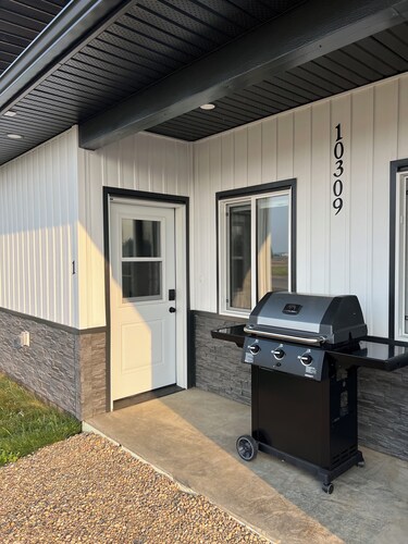 Aurora House La Crete 1