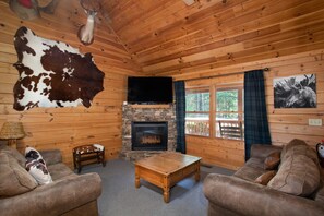Smart TV, fireplace - Scenic Smoky Mountains Cabin w/ Deck, Arcade & Cozy Fire (Pigeon Forge)