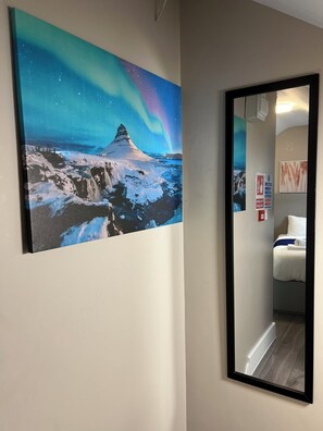 TV -  Rest Inn Edmonton (London)