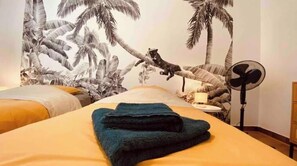 2 Schlafzimmer, Reisekinderbett, kostenloses WLAN, Bettwäsche