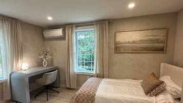 5 sovrum, skrivbord, strykjÀrn/strykbrÀda och resesÀng