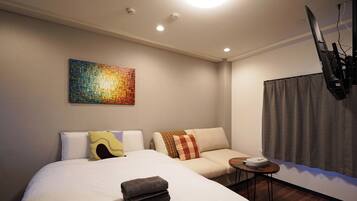 1 bedroom, iron/ironing board, free WiFi, bed sheets