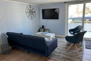 Exterior - Sunnyside (Newbury)