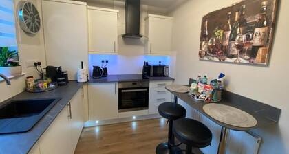 DiscoverNESS Apartment