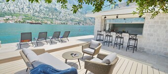 Waterfront Villa Galeano Kotor