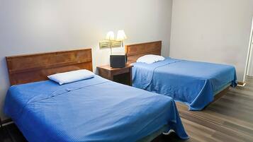 Standard Room, 2 Queen Beds, Non Smoking, Lake View | Free WiFi, bed sheets