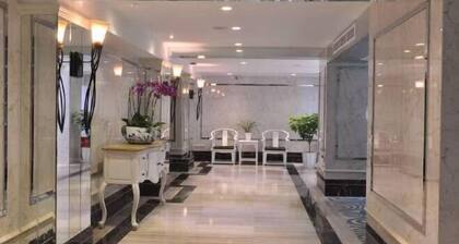 Youth Sunshine Hotel