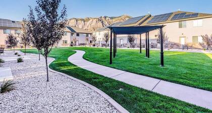 30% OFF PROMO! East Ogden Dream, Newly Built, BBQ, Patio, Views, Dedicated Spa!