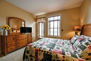 1 bedroom - Unit 433b Efficiency 1bd/ 1 BA Condo (Birchwood)