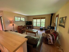 House, Multiple Beds, Patio (Luck Charlie Lodge) | Living area - Luck Charlie Lodge (Winter)