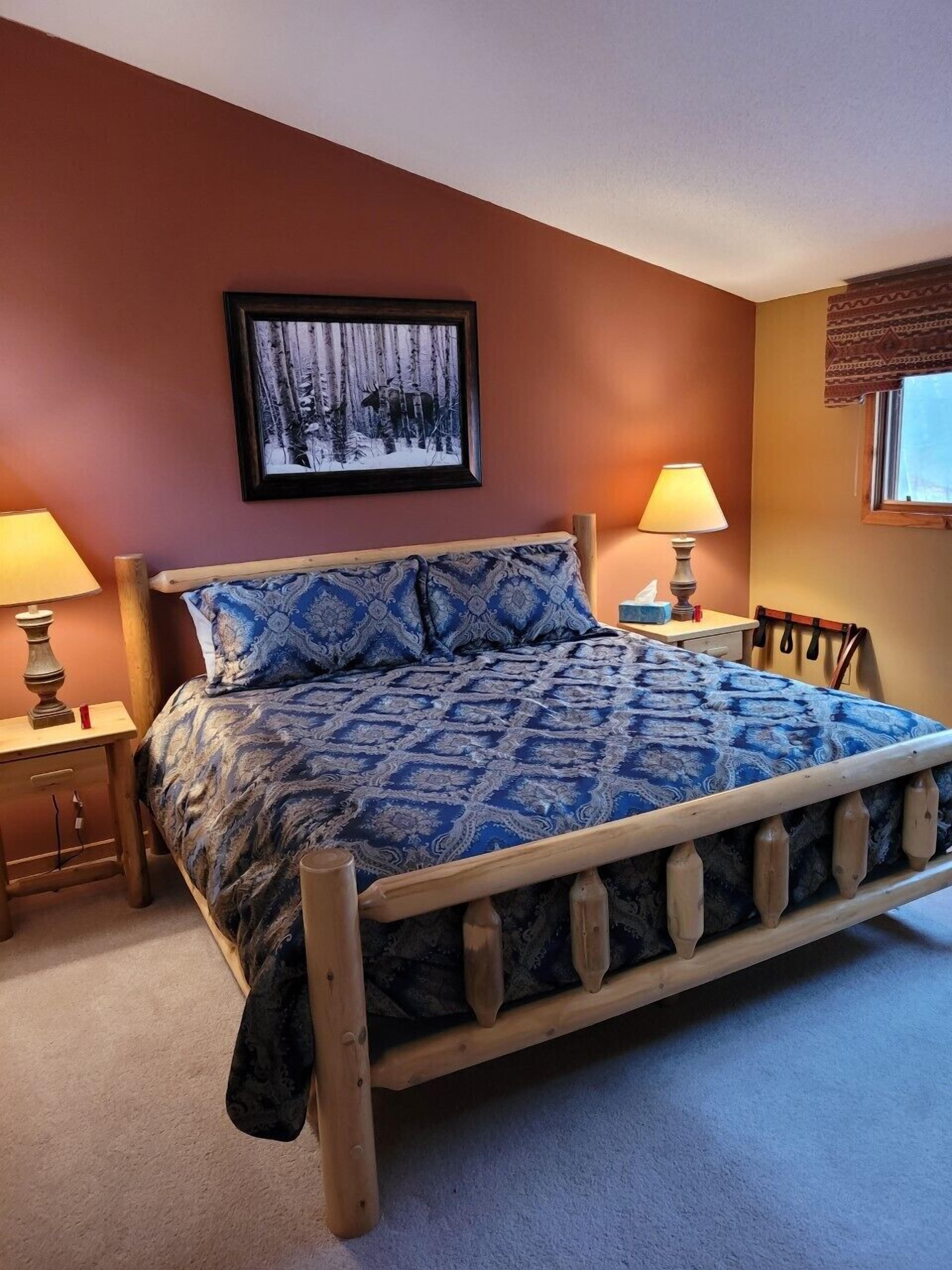 Condo, Multiple Beds, Patio (Cable Townhome #3) | 3 bedrooms, bed sheets