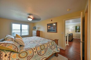 Condo, Multiple Beds, Hot Tub, Golf View (Unit 109 2 BDRM/ 2 BA) | 2 bedrooms, free wired internet - Unit 109 2 Bdrm/ 2 BA (Birchwood)