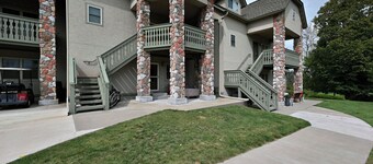 Unit 109 2 Bdrm/ 2 BA