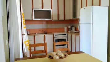 House, Smoking | 2 bedrooms