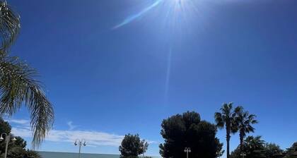 Apartment - Sleeps6 - Pool - Seaview - Petfriendly