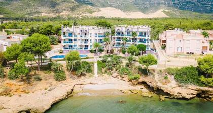 Apartment - Sleeps6 - Pool - Seaview - Petfriendly