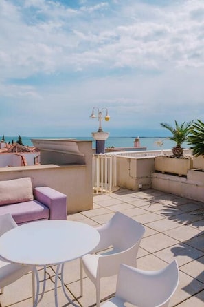 Terrace/patio - Apartment - Sleeps6 - Pool - Seaview - Petfriendly (Alcanar)