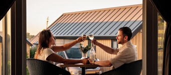 Berg Lodge - Two Bedroom Resort, Sleeps 4