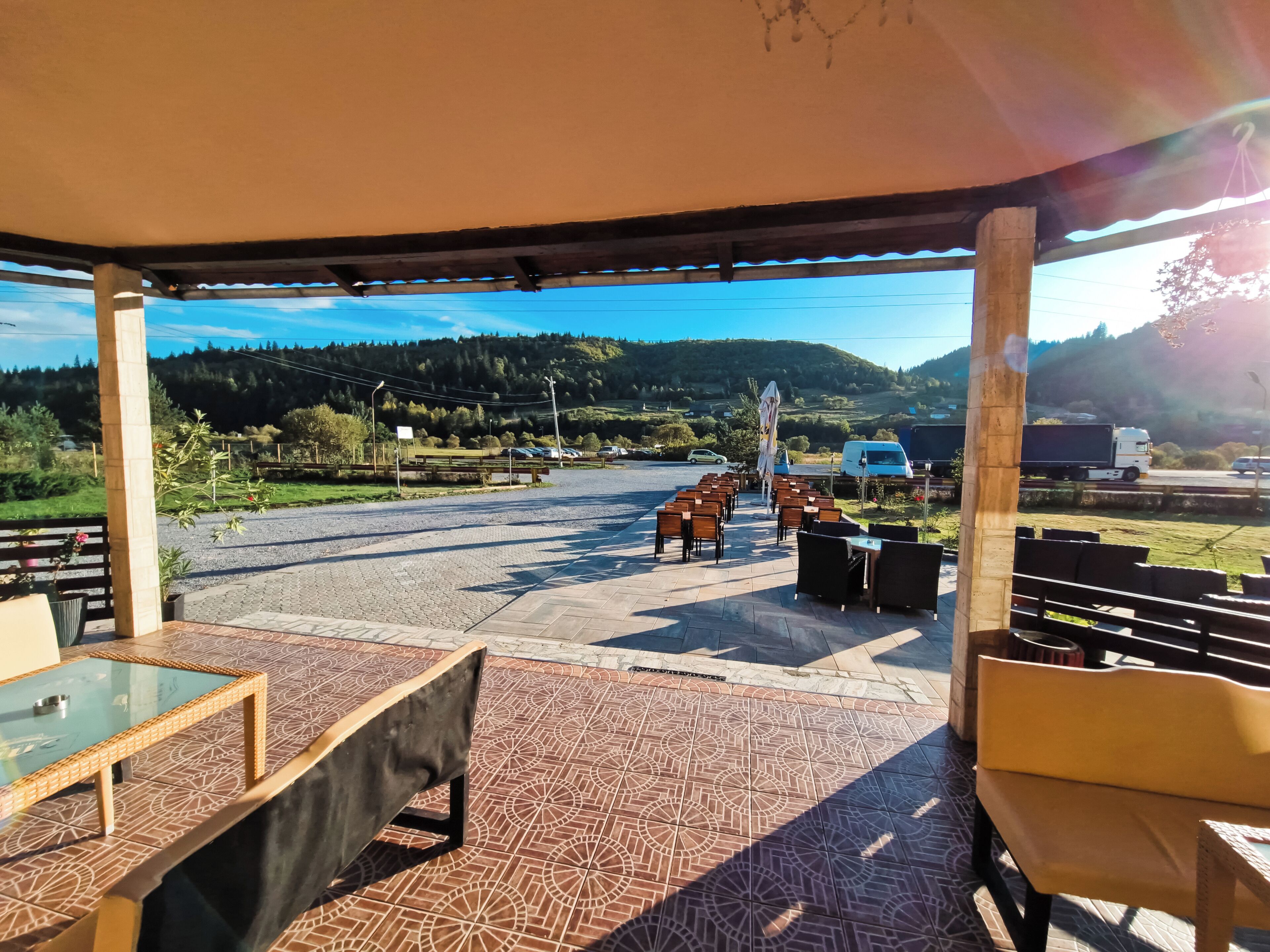 المنشأة من الخارج