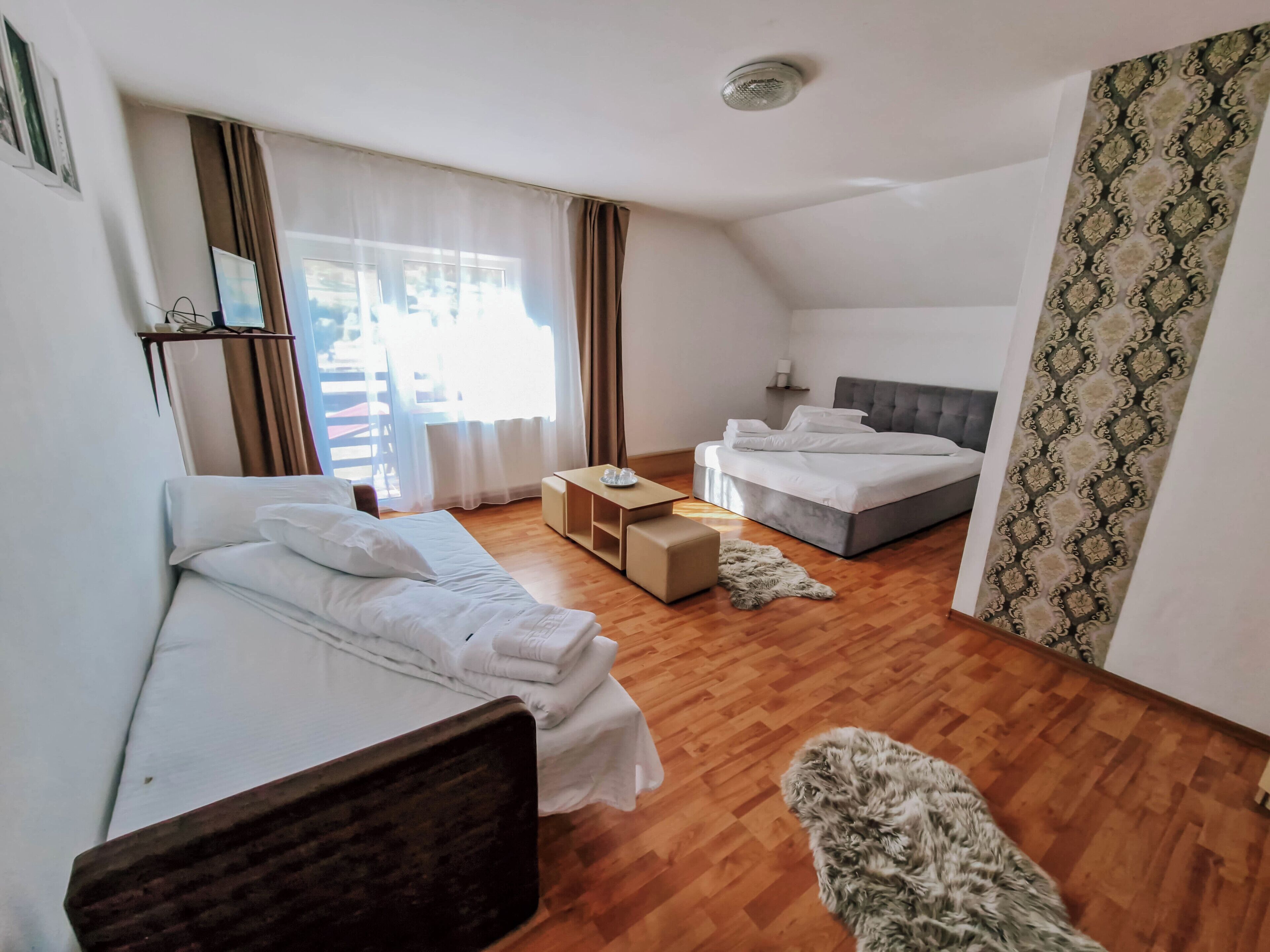 Chambre Triple Familiale, vue montagne