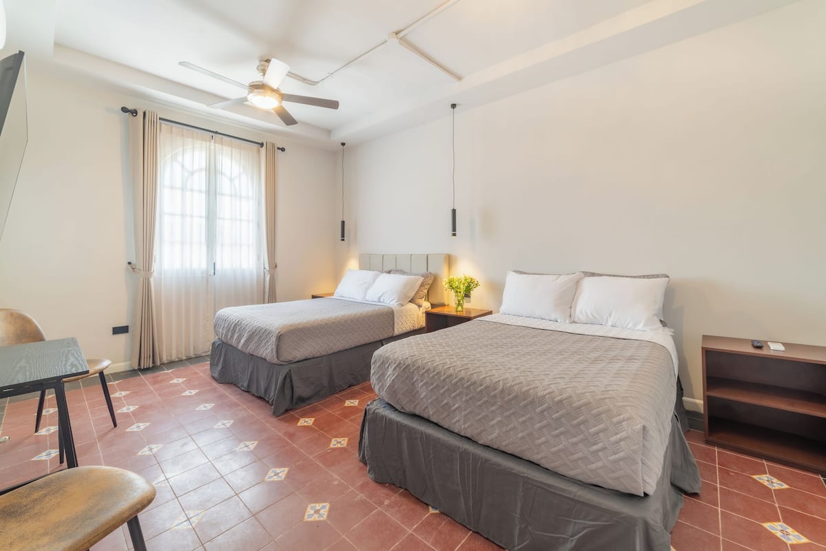Deluxe Double Room | 1 bedroom, iron/ironing board, free WiFi, bed sheets