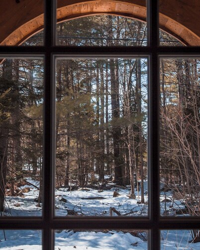 Cozy cabin in charming Londonderry