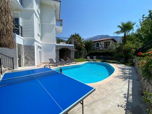 Piscina externa, piscina aquecida