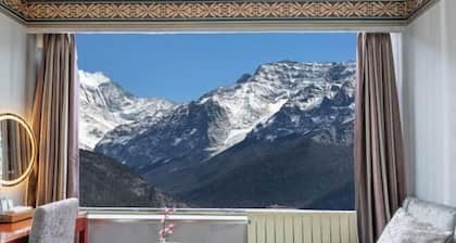 Scenic Natural Hotel