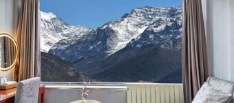 Scenic Natural Hotel