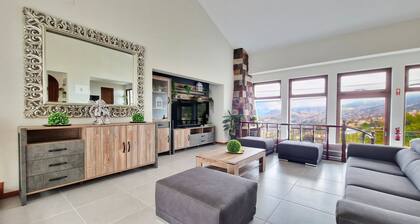 Casa Clementine by LovelyStay