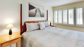 Studio (2 Bedrooms) | Property amenity