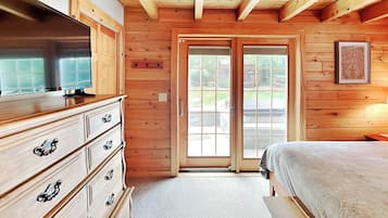 House (4 Bedrooms) | Property amenity