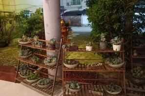 Unclassified image, 4 of 43, button - Shihe Yuanfang Homestay (Renhua)