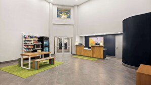 Lobby - Spark by Hilton Williams (Williams)