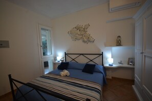 3 Schlafzimmer, Bügeleisen/Bügelbrett, WLAN, Bettwäsche