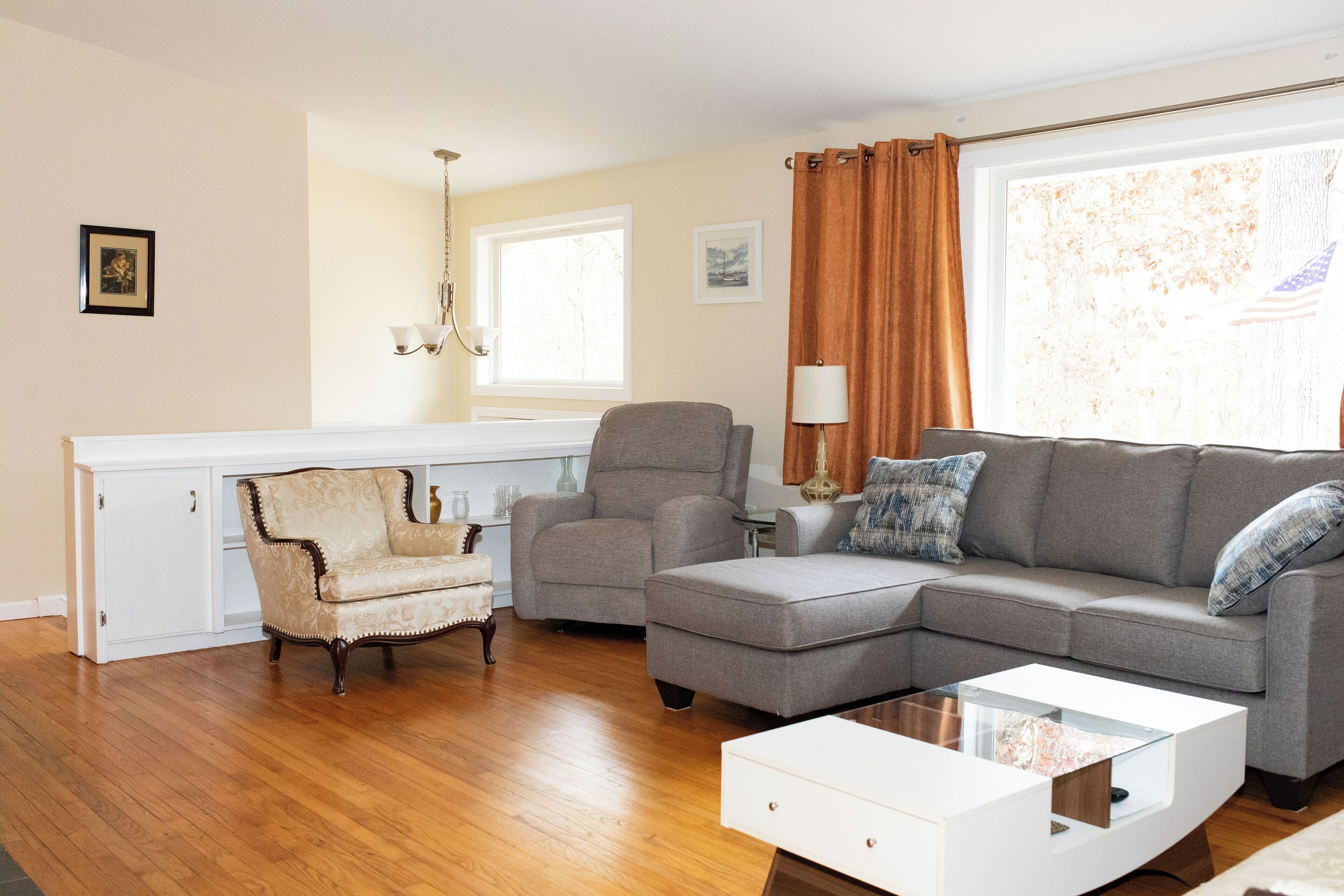Cozy 3-bed 1.5 Baths 1 Mile From Uconn Campus. Wifi Ac Patio Kitchen Dining Room - Connecticut