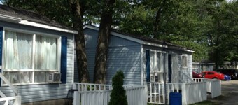 Wasaga Beach Walk to main end Free Parking Free Wifi 