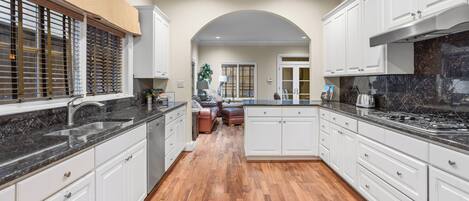 Microwave, oven, stovetop, dishwasher