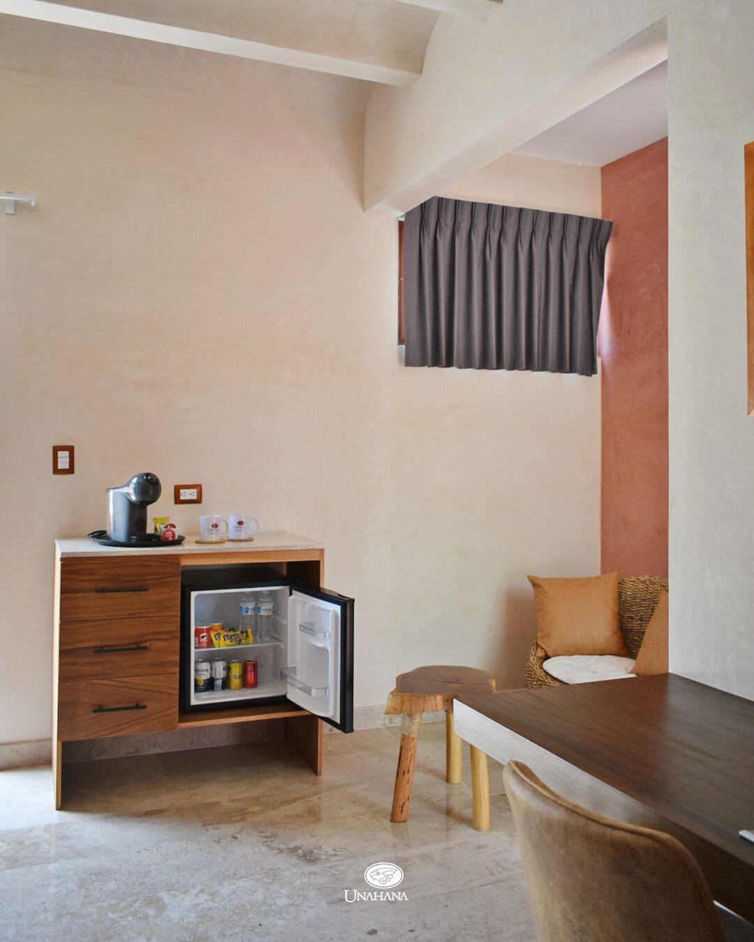 Junior Room, 1 King Bed, Private Pool | Frette Italian sheets, premium bedding, down comforters