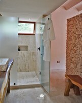 Junior Room, 1 King Bed, Private Pool | Bathroom